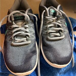 a pair of women Nike Flex RN 2018 running shoes